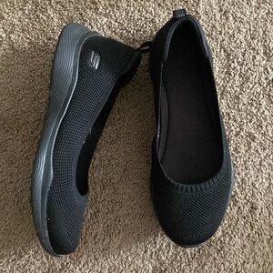Skechers slip on
